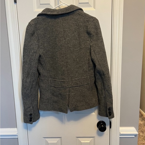 Women’s Grey J Crew 100% Wool Blazer. Medium - Picture 5 of 8